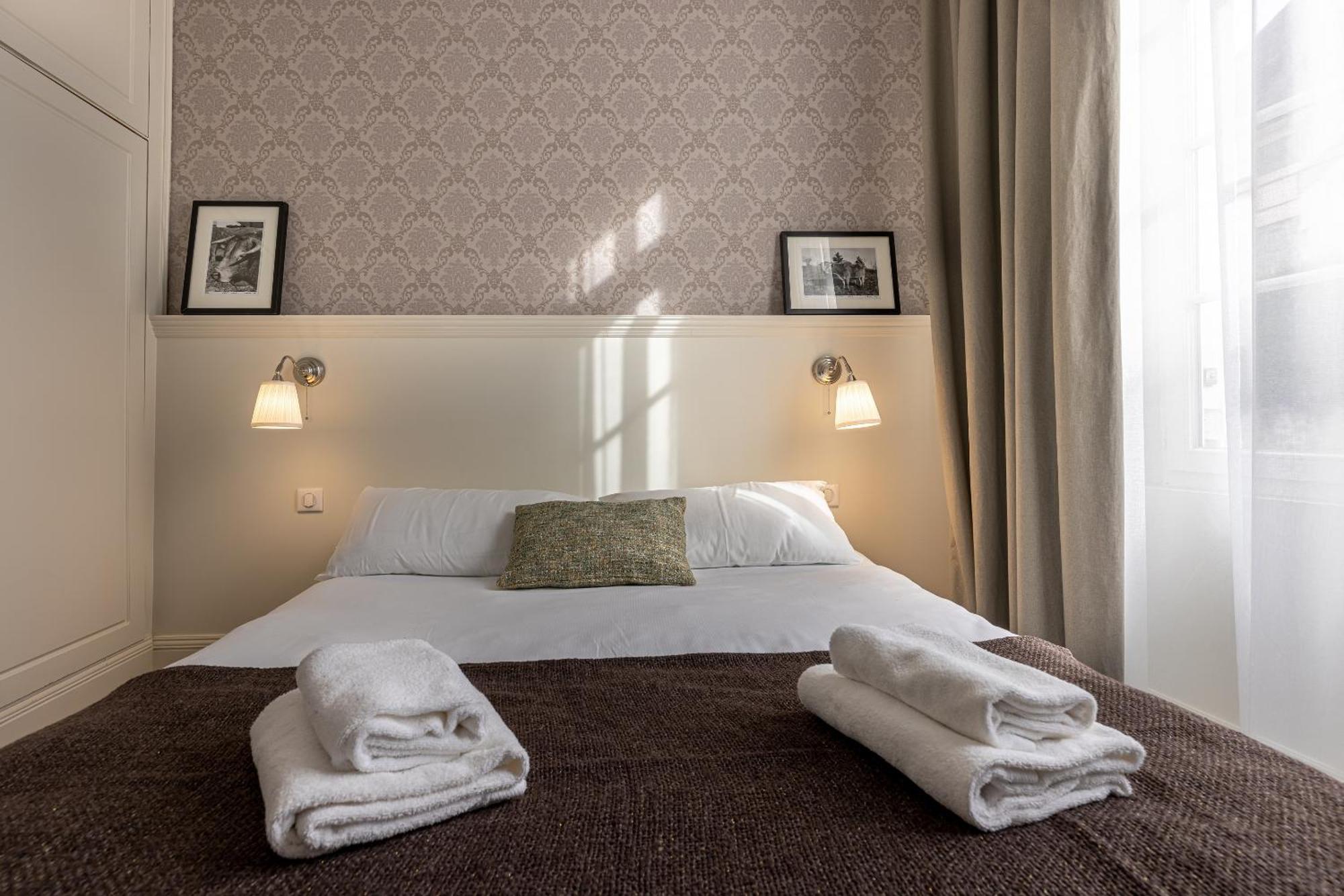 La Maison Blanche - Apparthotels De Charme Chic & Cosy A 350M Du Coeur De Ville De Limoges - Acces Autonome الغرفة الصورة