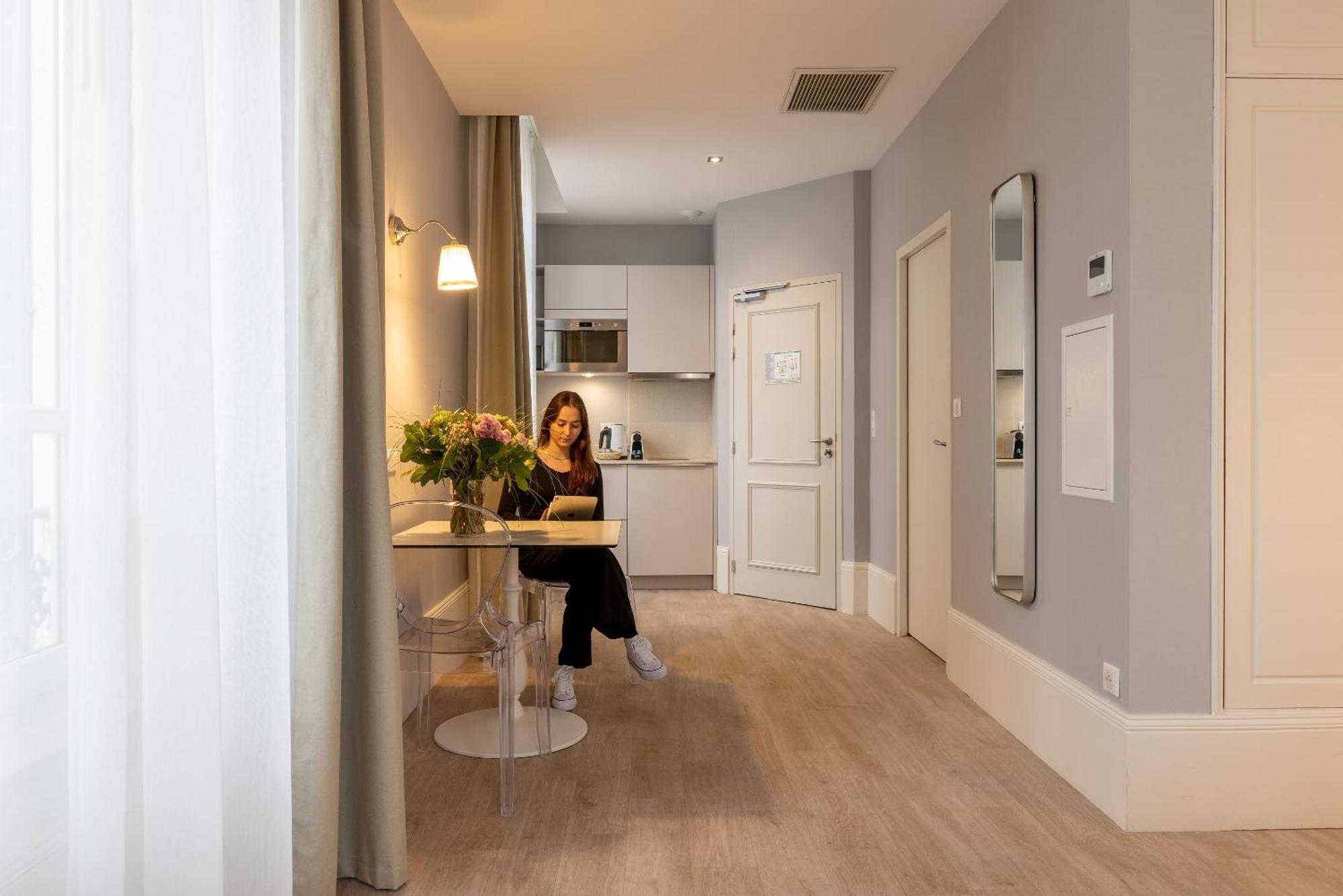 La Maison Blanche - Apparthotels De Charme Chic & Cosy A 350M Du Coeur De Ville De Limoges - Acces Autonome المظهر الخارجي الصورة