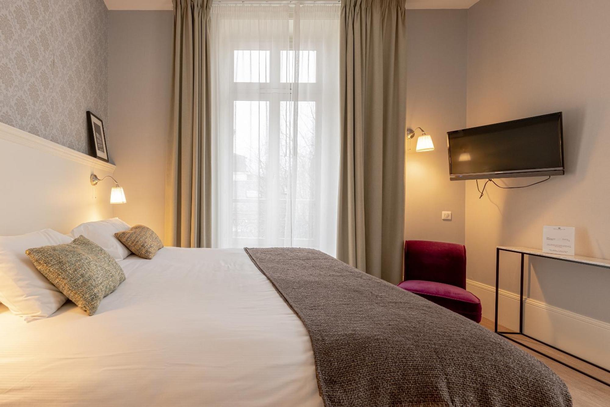 La Maison Blanche - Apparthotels De Charme Chic & Cosy A 350M Du Coeur De Ville De Limoges - Acces Autonome المظهر الخارجي الصورة