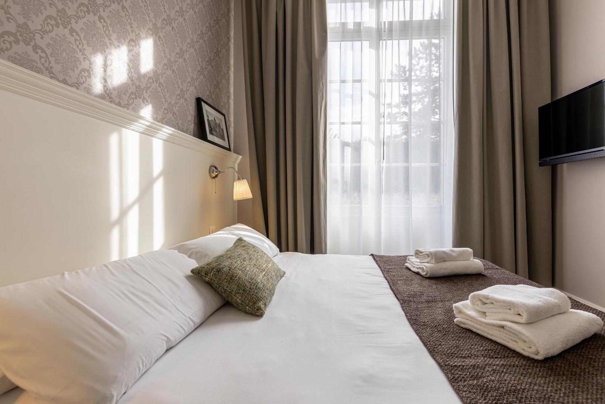 La Maison Blanche - Apparthotels De Charme Chic & Cosy A 350M Du Coeur De Ville De Limoges - Acces Autonome الغرفة الصورة