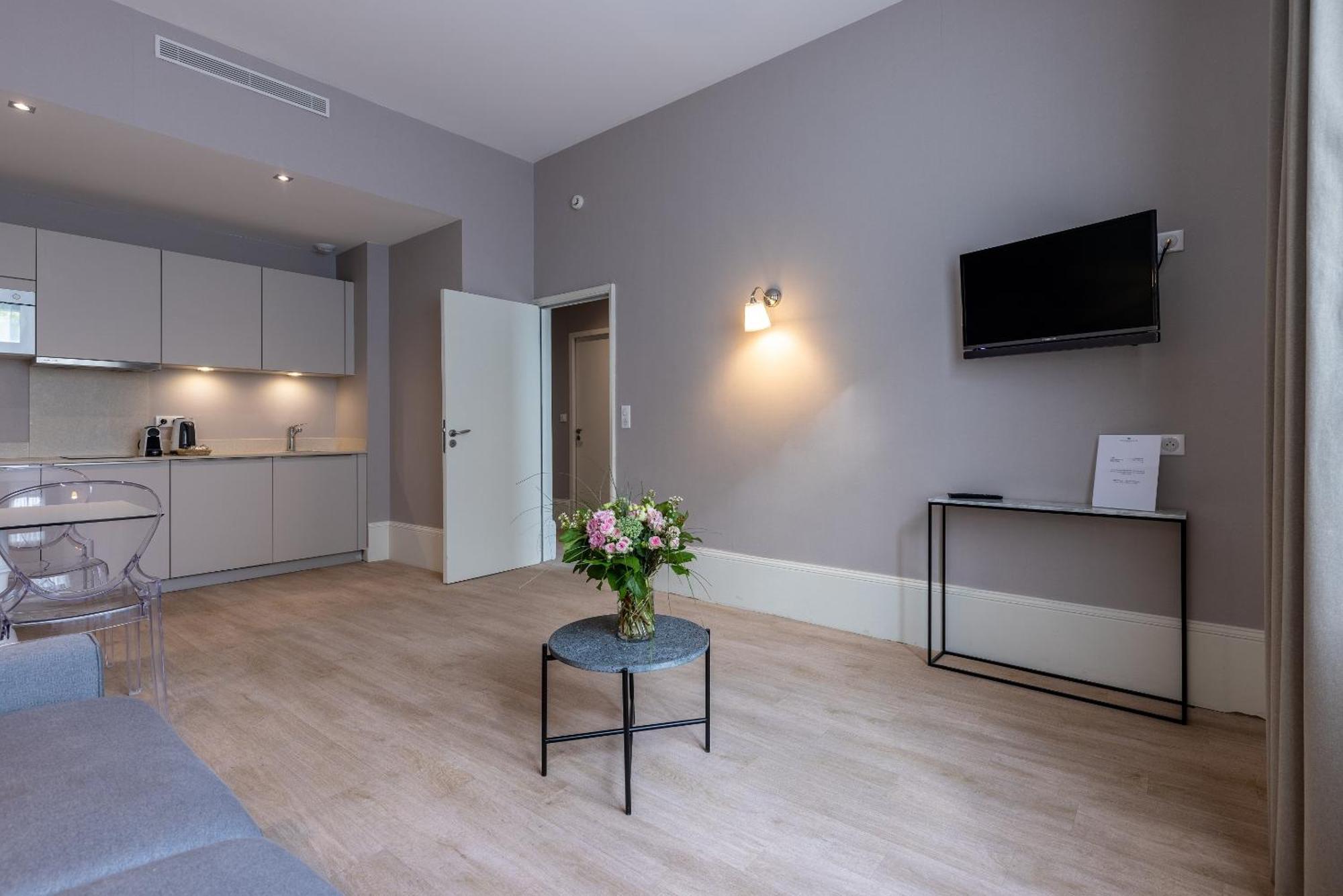 La Maison Blanche - Apparthotels De Charme Chic & Cosy A 350M Du Coeur De Ville De Limoges - Acces Autonome الغرفة الصورة