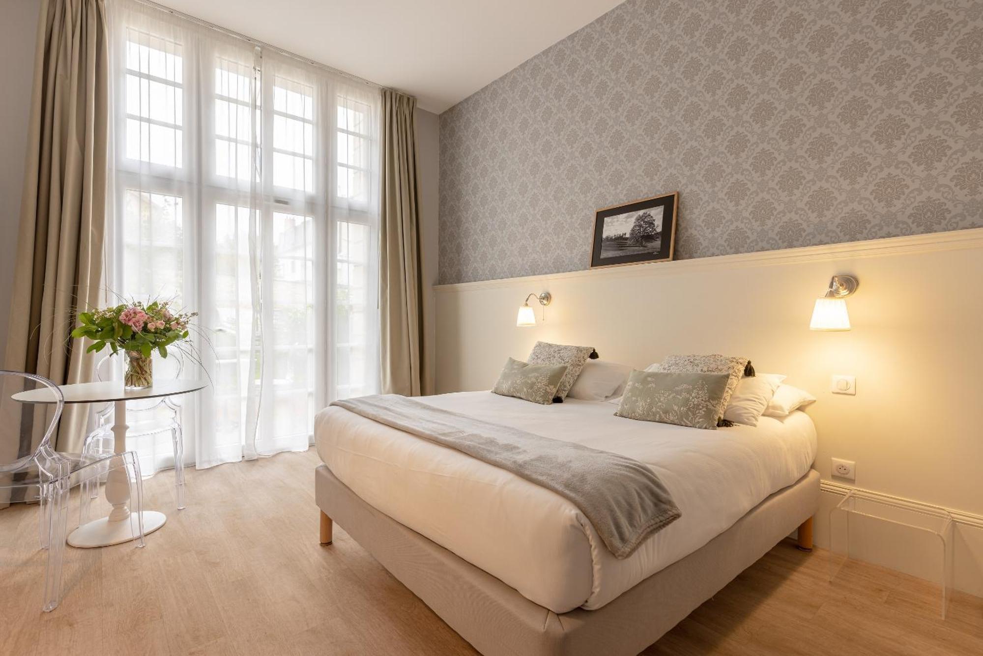 La Maison Blanche - Apparthotels De Charme Chic & Cosy A 350M Du Coeur De Ville De Limoges - Acces Autonome المظهر الخارجي الصورة