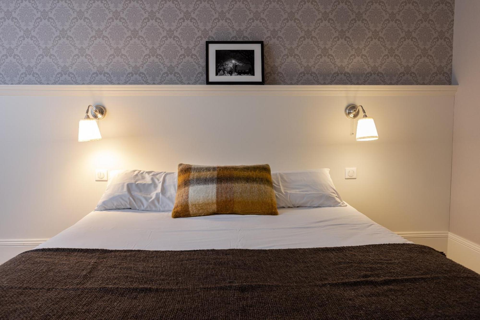 La Maison Blanche - Apparthotels De Charme Chic & Cosy A 350M Du Coeur De Ville De Limoges - Acces Autonome الغرفة الصورة