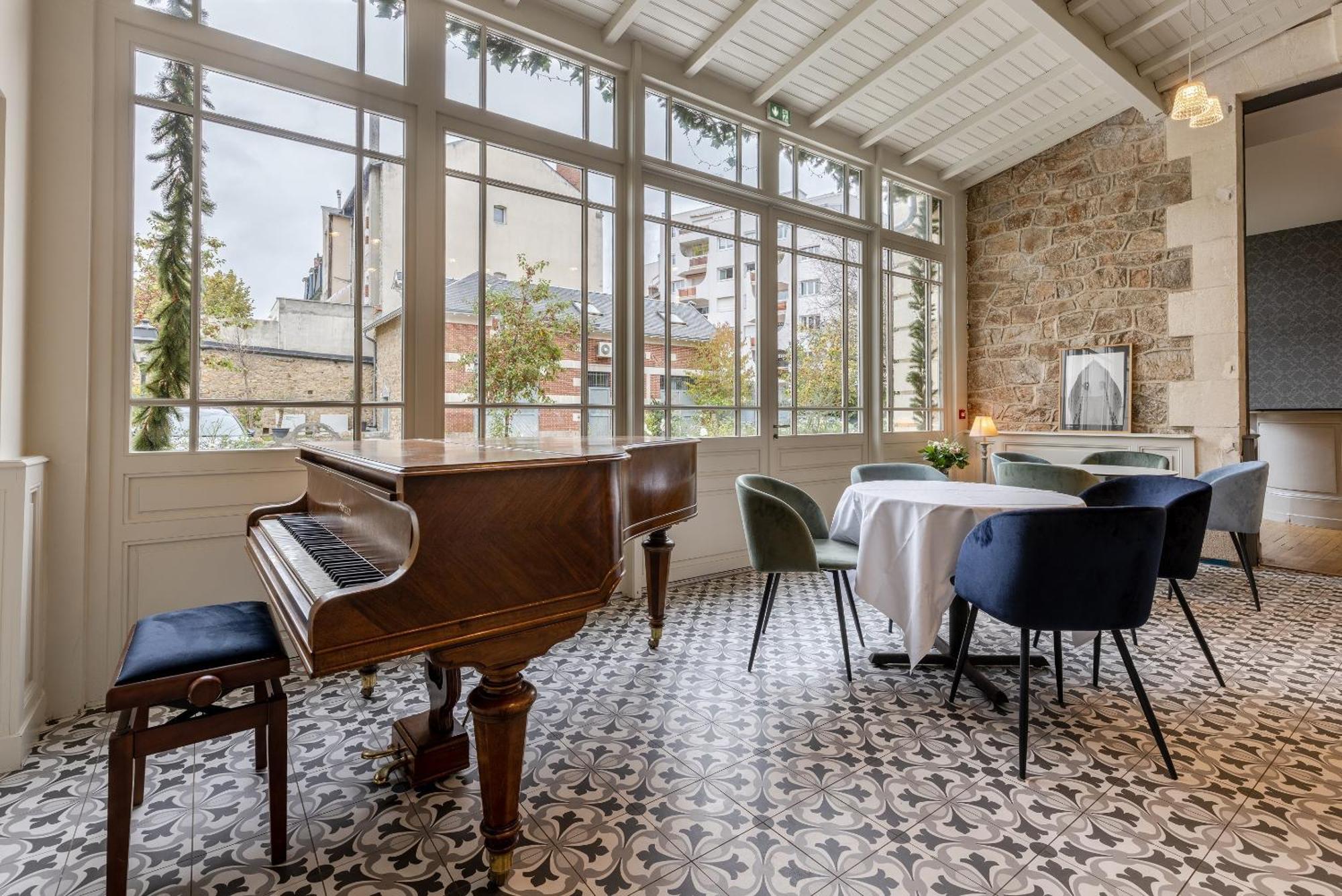 La Maison Blanche - Apparthotels De Charme Chic & Cosy A 350M Du Coeur De Ville De Limoges - Acces Autonome المظهر الخارجي الصورة