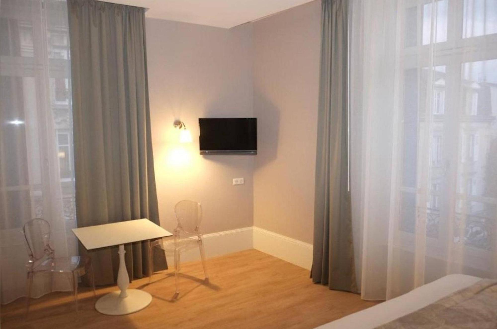 La Maison Blanche - Apparthotels De Charme Chic & Cosy A 350M Du Coeur De Ville De Limoges - Acces Autonome الغرفة الصورة